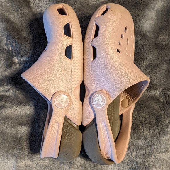 Crocs Pink Classic Clog Shoe Unisex Size C10 Waterproof Casual Slip-on - Picture 6 of 8